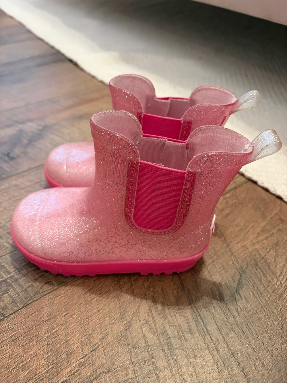Bearpaw rain boots